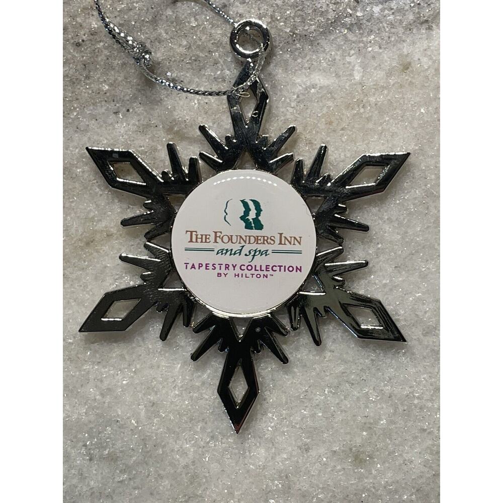 Vintage Founders Inn Spa Hilton Hotel VA Beach Christmas Ornament Souvenir